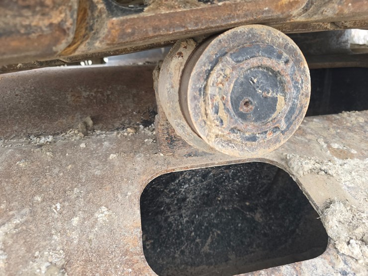 2014-deere-160g-lc-image-50