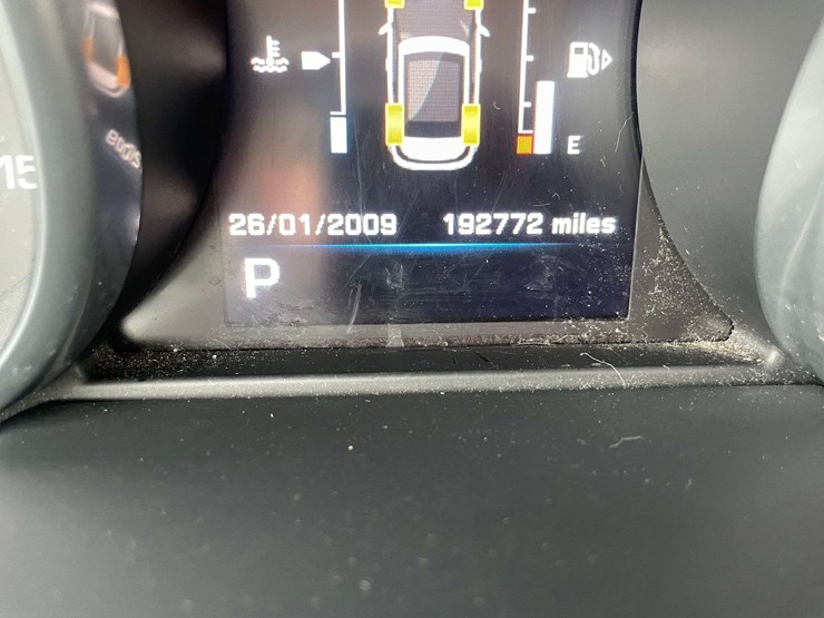 2013-land-rover-range-rover-image-26