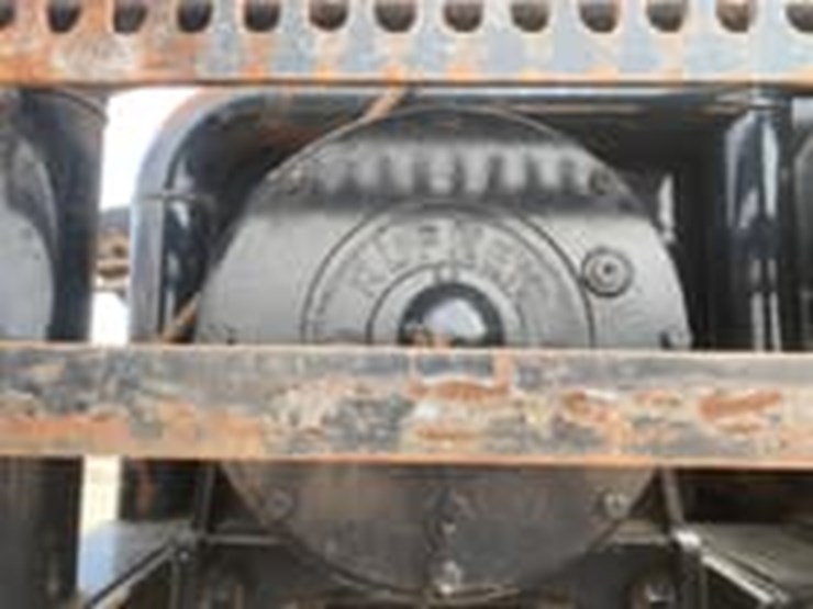 2013-kenworth-t800-image-8