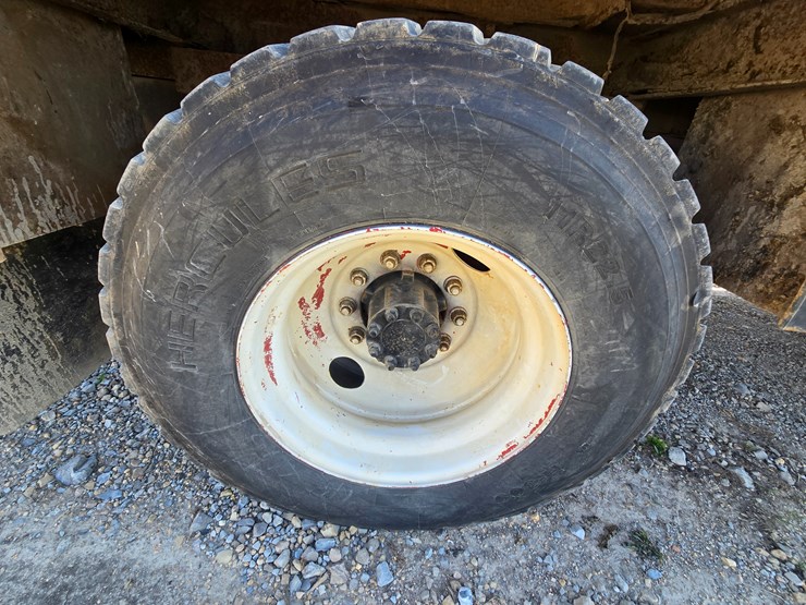 2007-international-durastar-4300-image-77