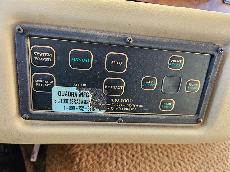 #22198-•-2007-georgie-boy-landau-motorhome-image-40