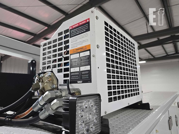 2024-ford-f550-sd-image-15