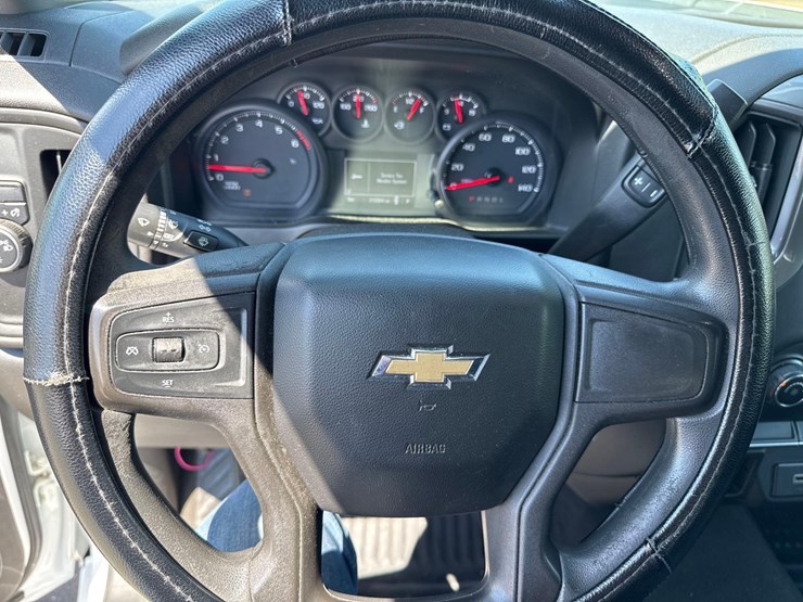 2020-chevrolet-silverado-1500-image-16