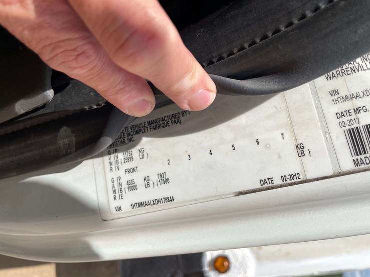 2013-international-durastar-4300-image-30