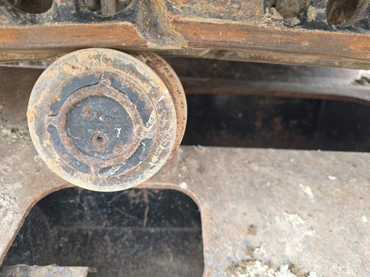 2014-deere-160g-lc-image-38