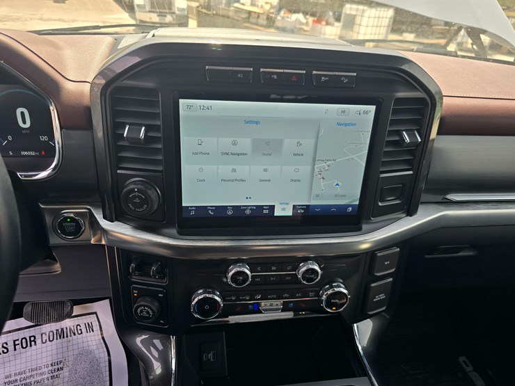 2022-ford-f150-image-40