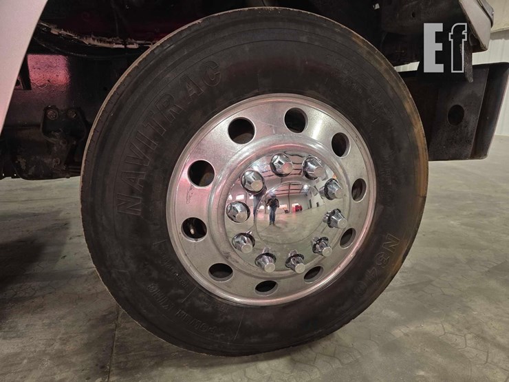 2004-international-paystar-5900-image-27