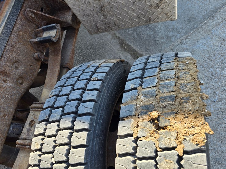 2016-ford-f550-image-54