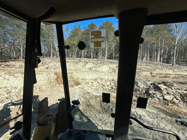 2005-caterpillar-420d-image-68