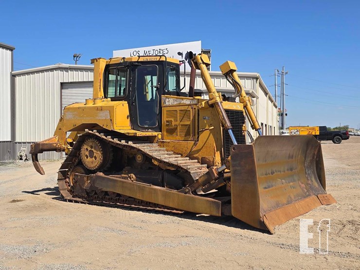 2006-caterpillar-d6r-iii-image-2