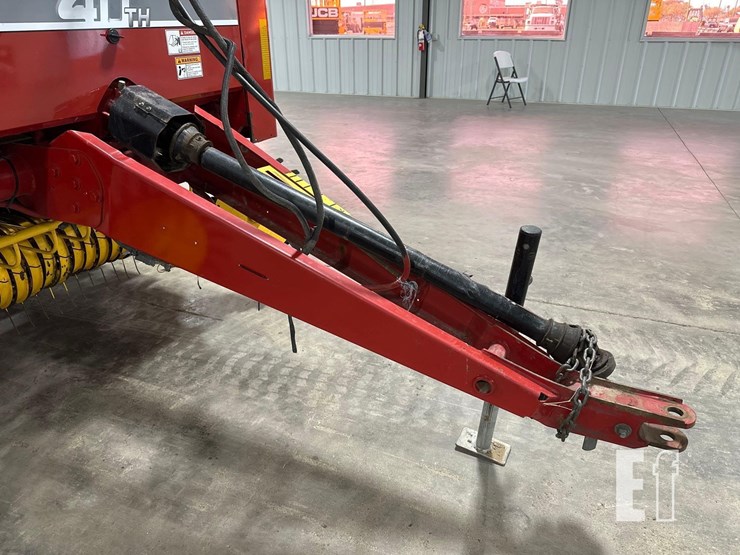 2015-new-holland-roll-belt-450-image-18