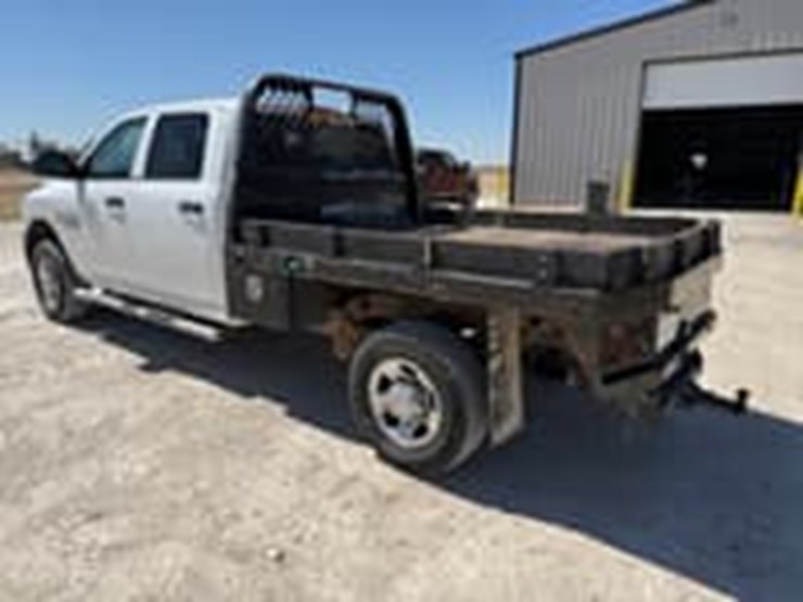 2014-ram-2500-tradesman-image-11