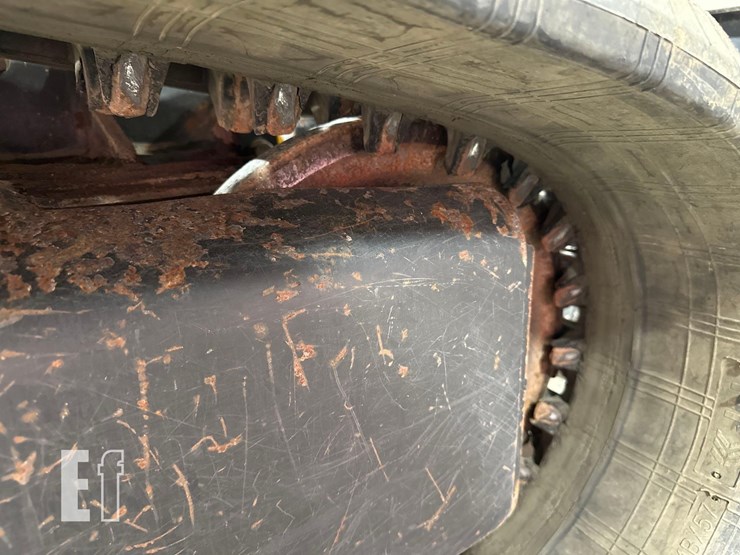 2020-jcb-3ts-8t-image-29