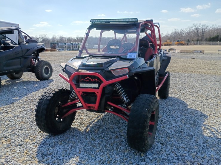 2015-polaris-ranger-image-16
