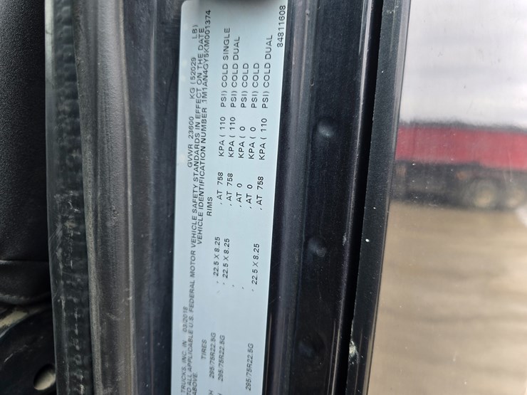 #22610-•-2019-mack-anthem-sleeper-truck-image-39