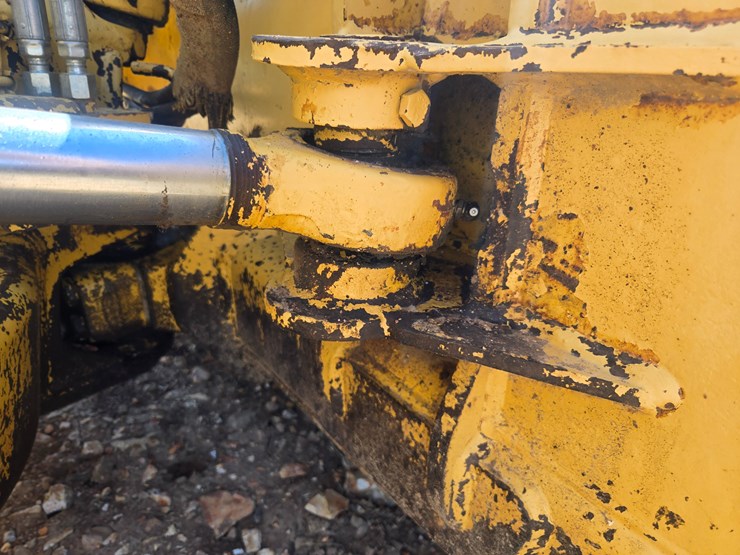 1998-deere-650g-image-77