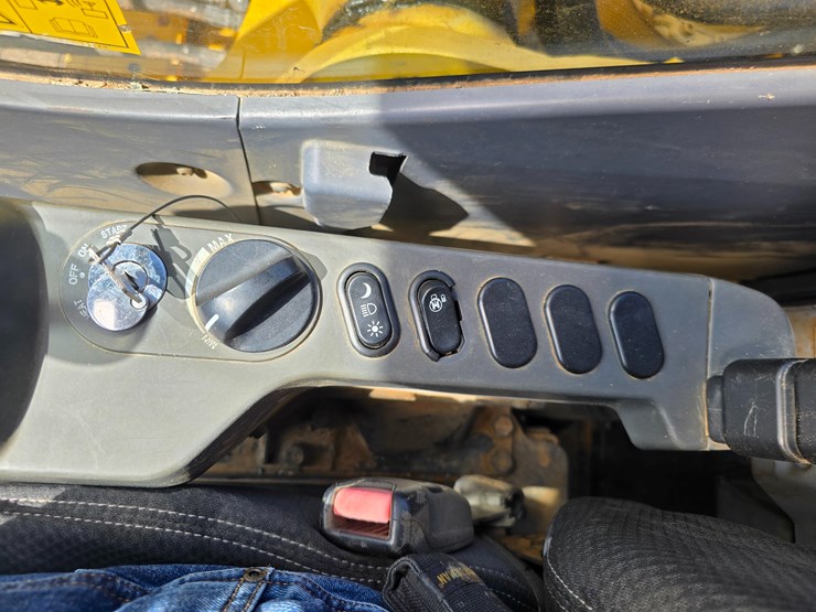 2013-komatsu-pc160-lc-image-88