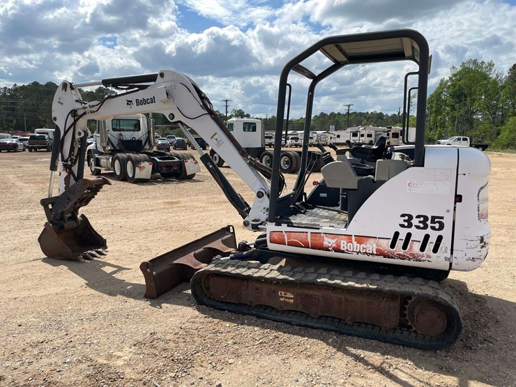 2007-bobcat-335-image-3