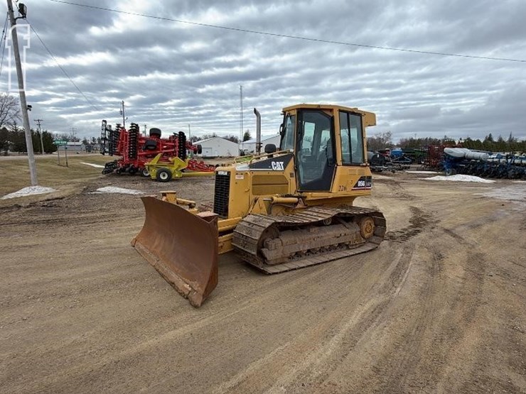 2005-caterpillar-d5g-lgp-image-6