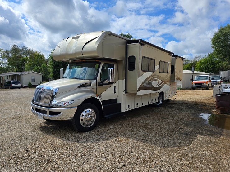 2021-international-mv607-image-3