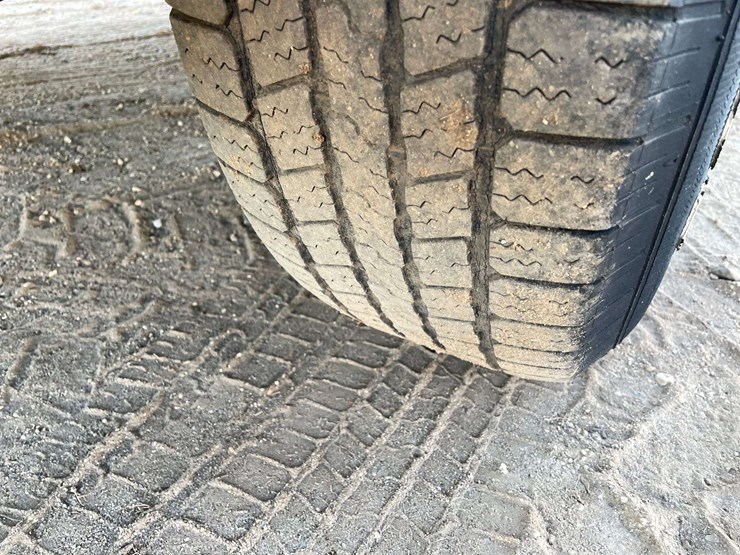 2005-chevrolet-silverado-1500-image-19