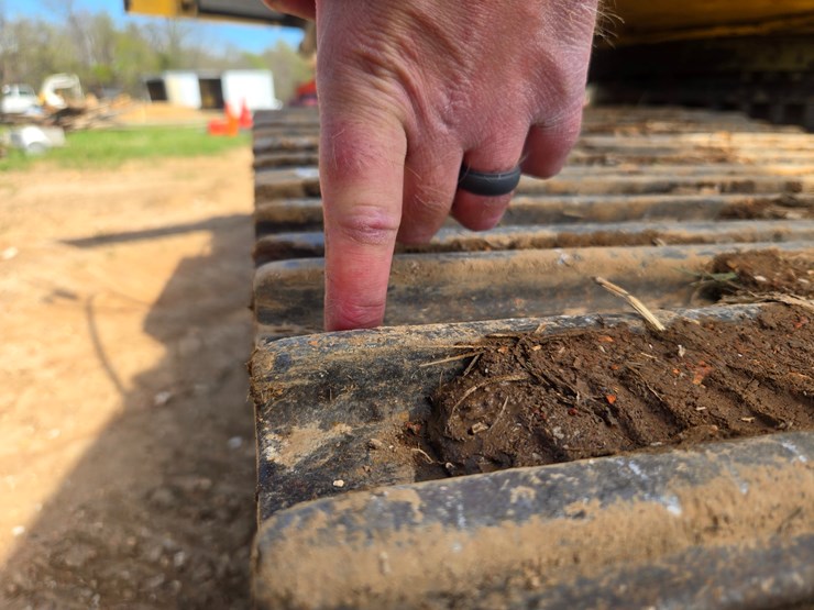 2003-caterpillar-320c-image-82