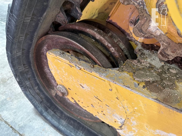 2023-caterpillar-259d3-image-36