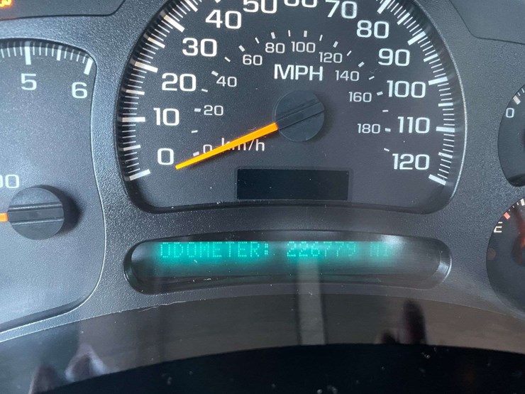 2005-chevrolet-silverado-1500-image-23