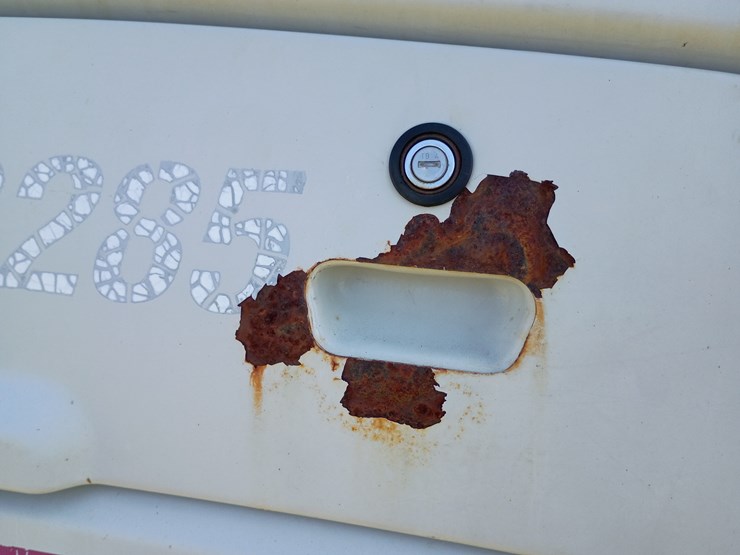 2011-takeuchi-tb285-image-97