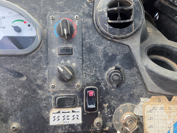 2015-genie-gth1056-image-60