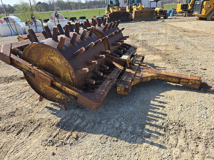 #22637-•-48"-pull-type-sheepsfoot-compactor-image-6