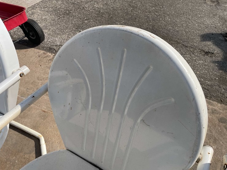 #7024-•-(4)-vintage-metal-patio-chairs-(o4)-image-11