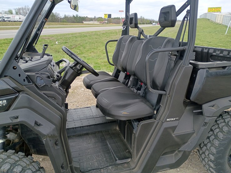 2022-can-am-defender-hd9-image-25