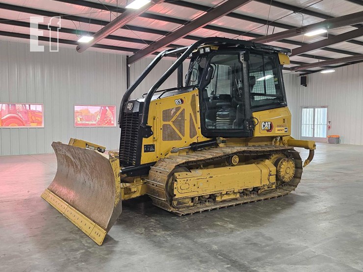 2022-caterpillar-d3-image-1