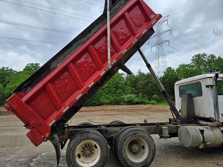 1994-mack-ch613-image-76