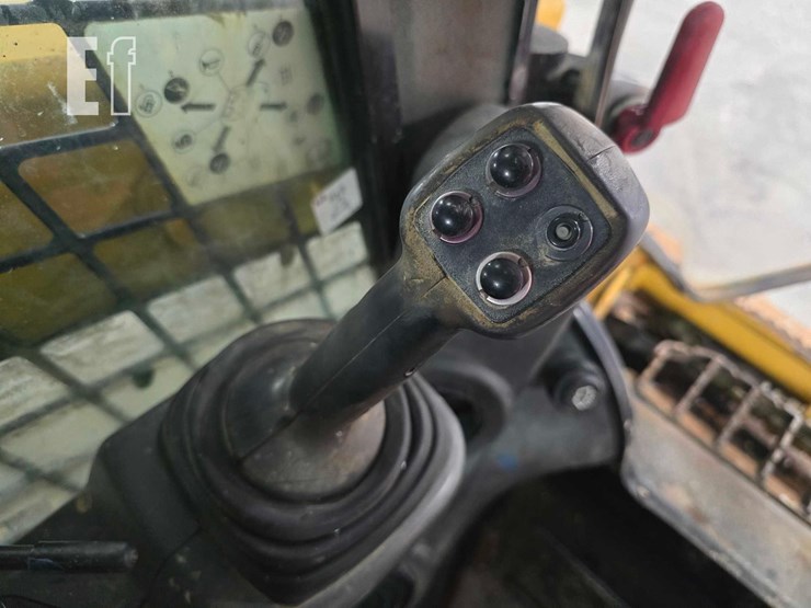 2018-caterpillar-259d-image-16