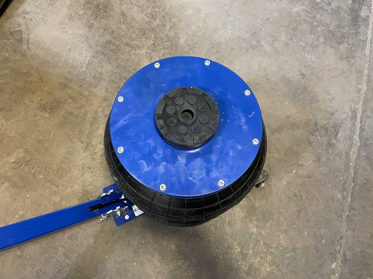 #2446-•-pneumatic-5-ton-lift-capacity-air-jack-(pr12)-image-2