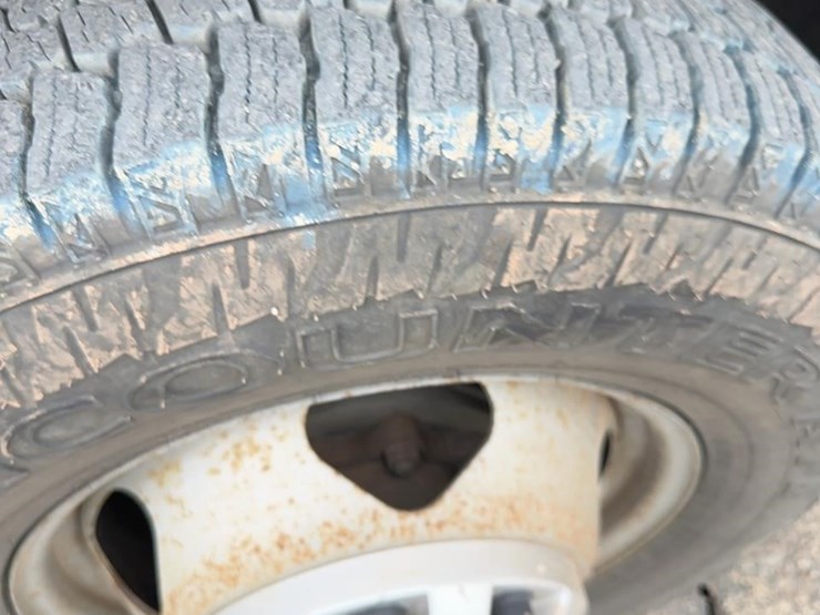 2019-chevrolet-3500-image-15