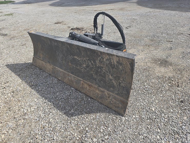 #22605-•-john-deere-db84-dozer-blade-image-1