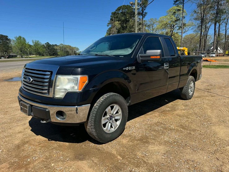 2011-ford-f150-image-1