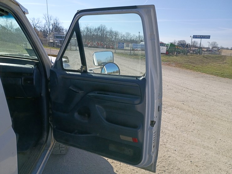 1995-ford-f250-image-34