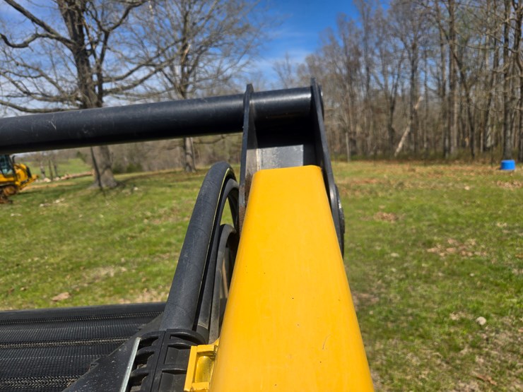 2018-caterpillar-299d2-image-73