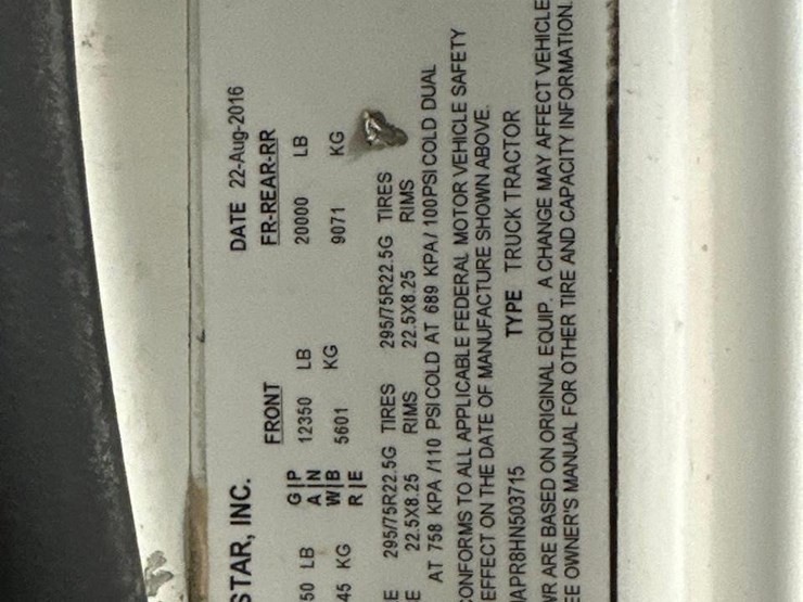 2017-international-prostar-image-34