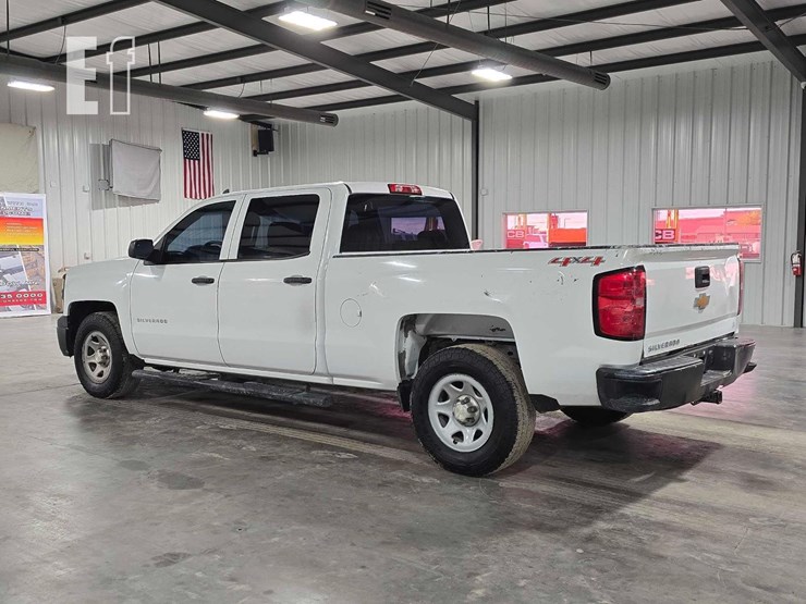 2015-chevrolet-silverado-1500-image-4