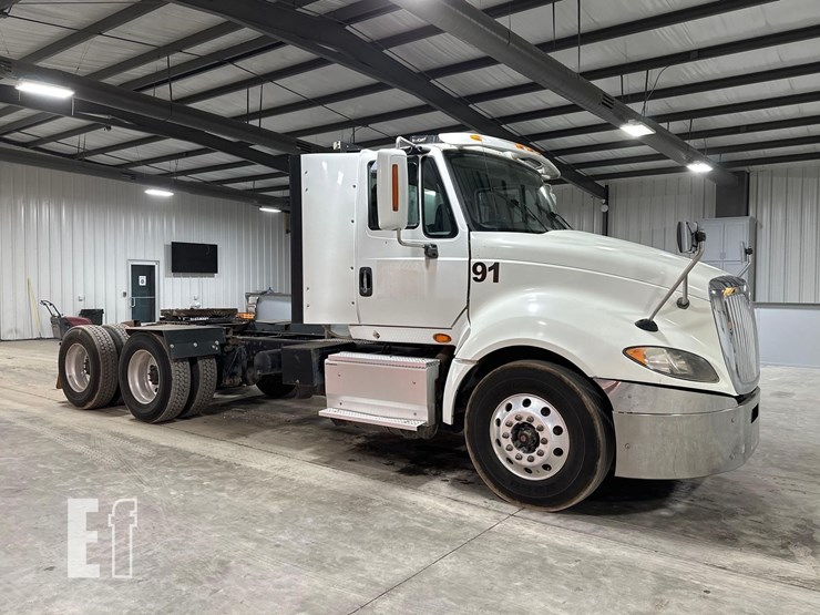 2017-international-prostar-image-2