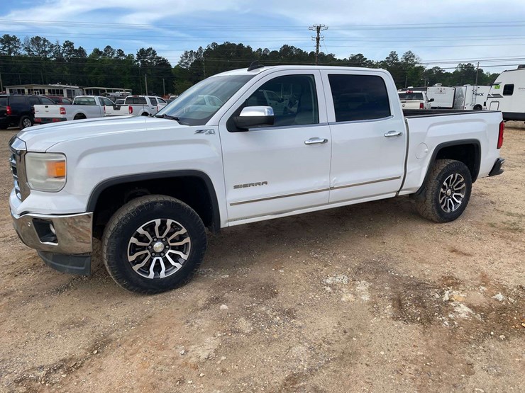 2015-gmc-sierra-1500-image-1