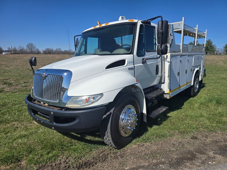 2008-international-durastar-4300-image-1