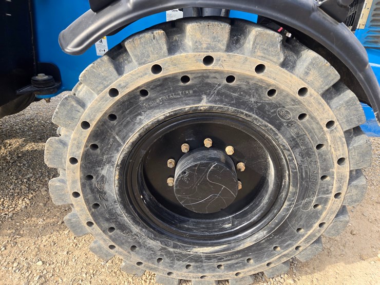 2015-genie-gth1056-image-81