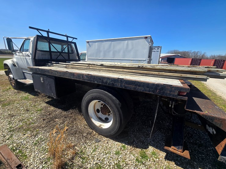 1997-ford-f700-image-8