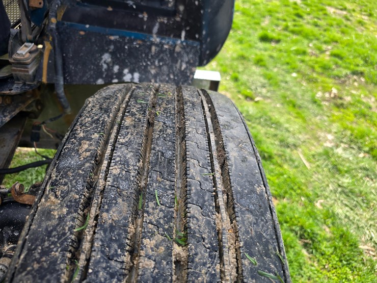 2007-kenworth-w900-image-40